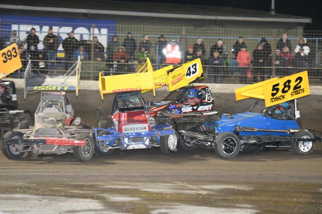 Trackstar Racing | News | Bangers White and Yellow 2019 Finale 